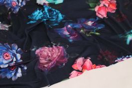 Stoff Viscosejersey Digitaldruck d.blau/grosse Blumen