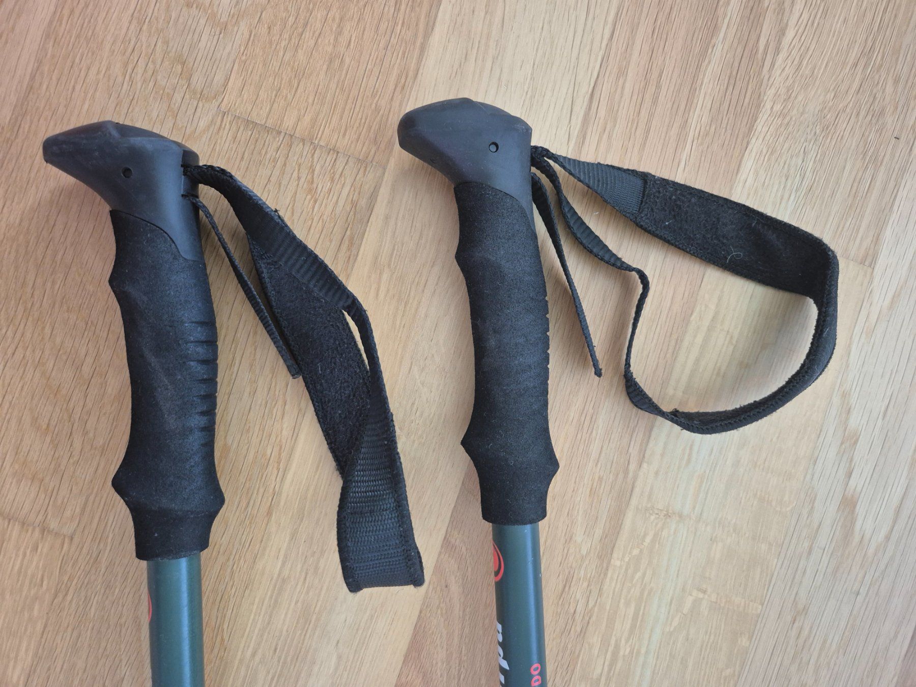 Bâtons de marche: Wanderstöcke Sherpa Neydo – D'occasion à Altdorf UR par eva_tb85 7