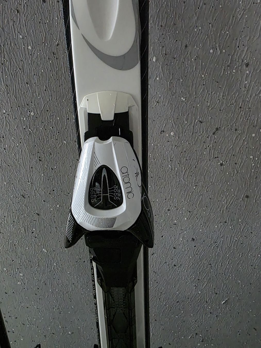 Atomic Skis: 1 Paar Skis. ATOMIC  – Gebraucht aus Lyssach von Nisa 3