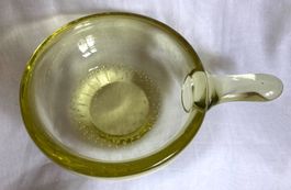 Glasschale mit Griff, Designerstück, ein Blickfang!