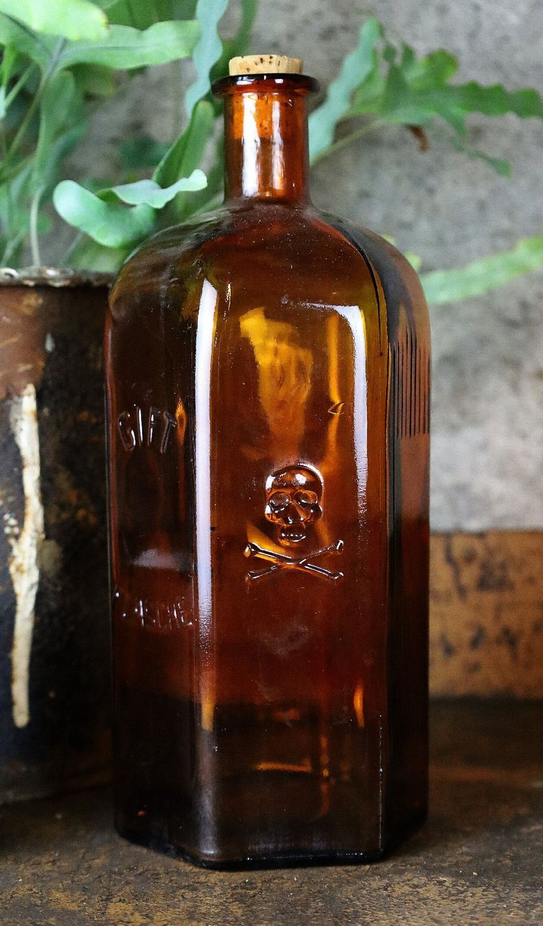 Laborzubehör: alte Giftflasche 1000 ml – Gebraucht aus Birrwil von brandschatz_birrwil 2