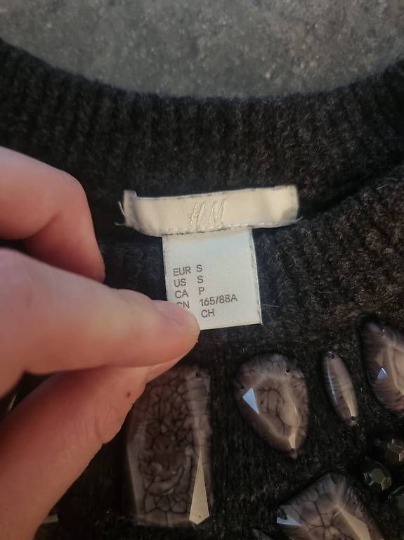 Pullover & Sweatshirts: H&M Pullover – Gebraucht aus Zweidlen von VG159 1