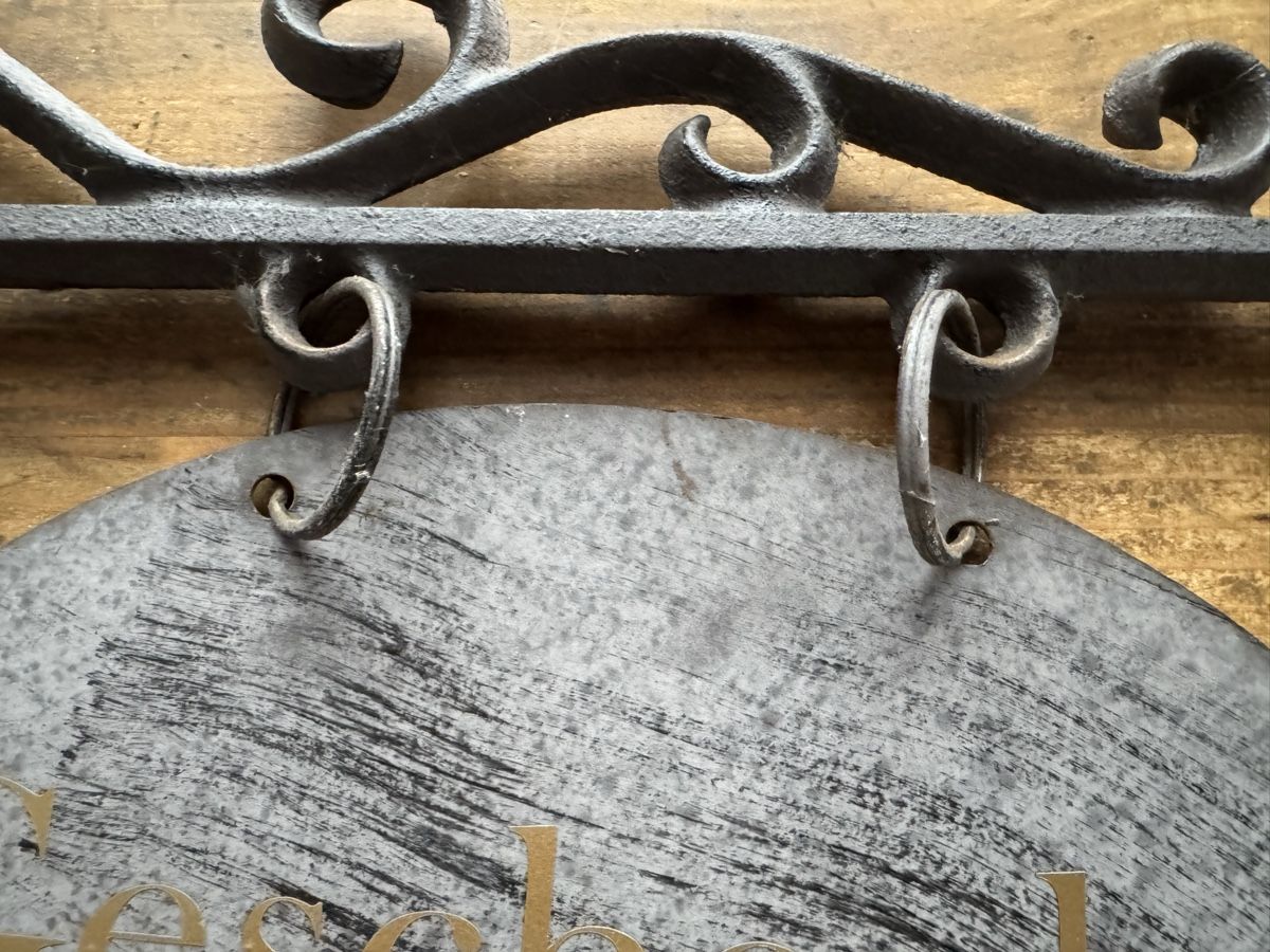 Insegne: Haus- oder Ladenschild, Metallversion mit Seitenarm – Usato da Lotzwil venduto da Tgdromad 2