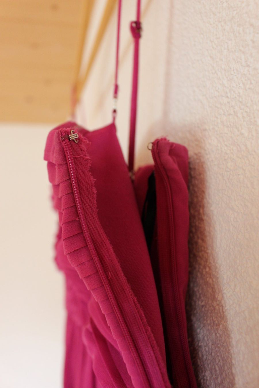 Vila Vestiti: Cocktailkleid "Magenta" - Letzte Chance – Usato da Ebnat-Kappel venduto da Moonel.104 2