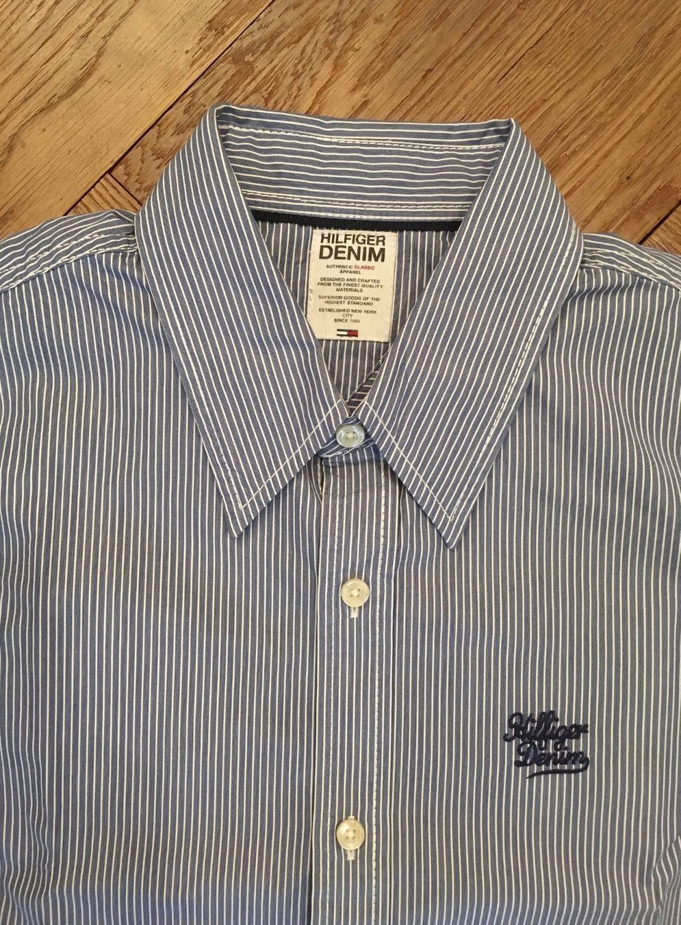 Camicie: chemise HILFIGER – Usato da LAUSANNE venduto da PUMPERNICKEL3 3