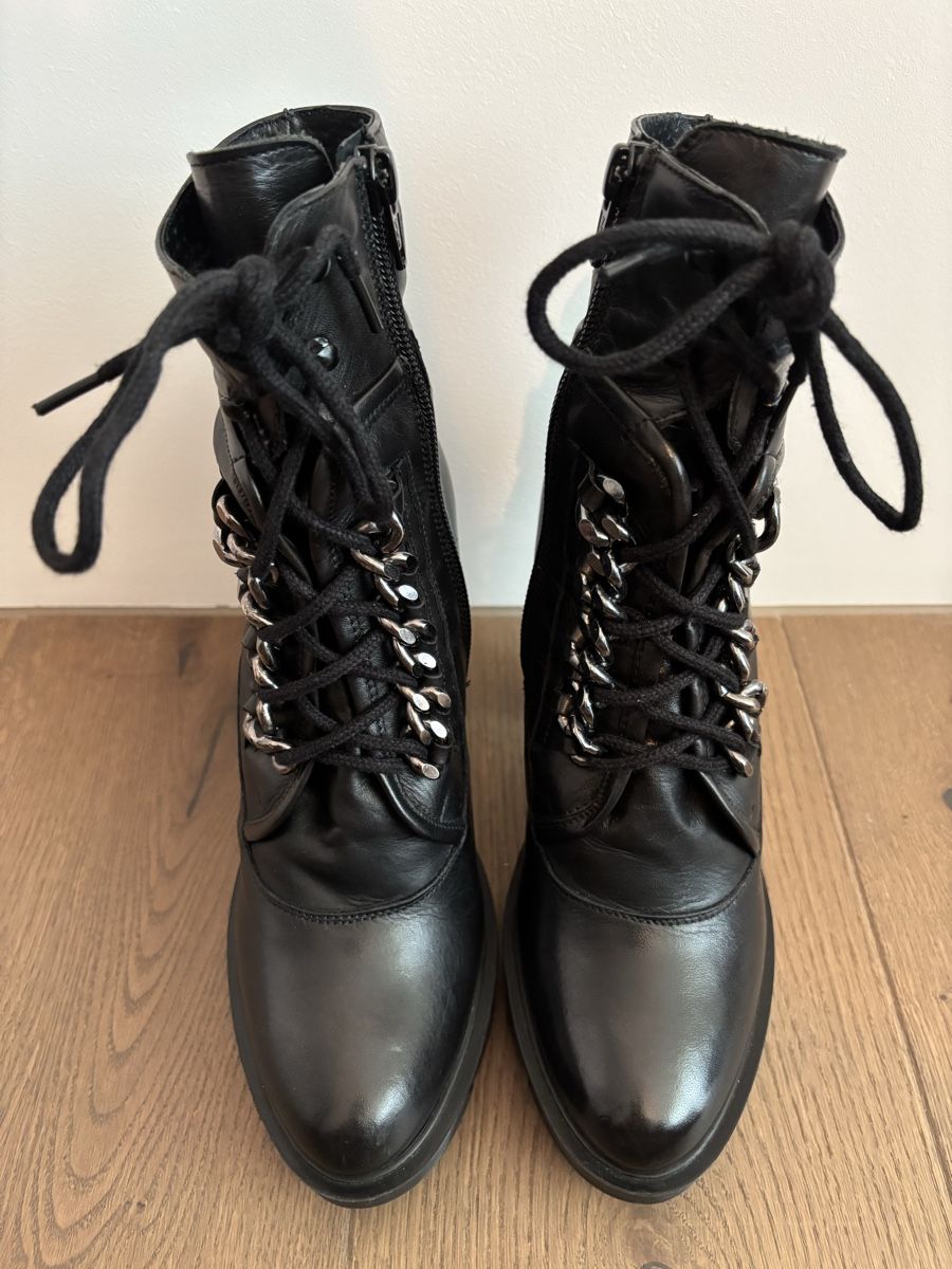 Scarpe da donna: Schwarze Lederstiefelette von Ralph Harrrison Gr. 38 – Usato da Bottighofen venduto da lwa_11686 1