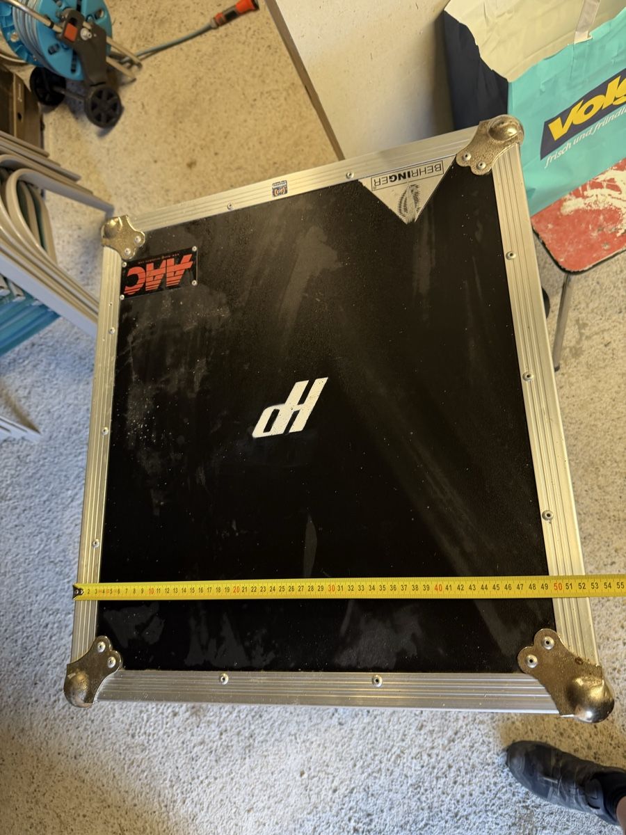 Sonstiges Zubehör: Flightcase HP 19 Zoll – Gebraucht aus Wiler Lötschen von PADDY-25 7