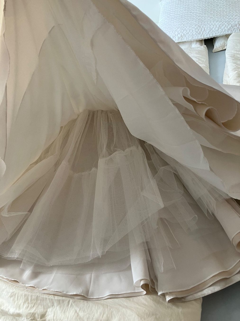 Vestiti: Hochzeitskleid Ballkleid 38 – Nuovo (secondo la descrizione) da Zürich venduto da bet_pjx9 1