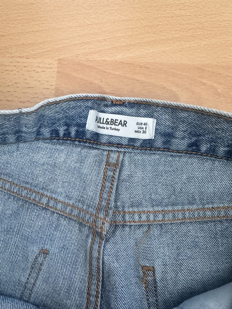 Pull&Bear Pantaloni: Pull&Bear Jeans Shorts, Gr.40, hellblau, Top Zustand! – Usato da Pfäffikon SZ venduto da deyjanira 2