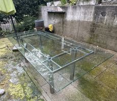 Gartentisch aus Glas