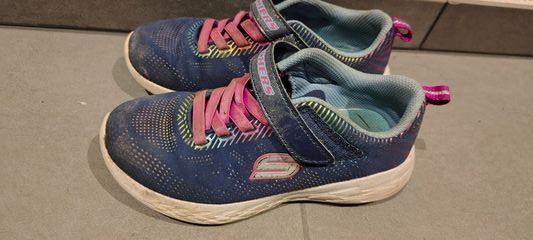 Skechers Scarpe per ragazze: Skechers Gr. 32 – Usato da Oberhofen AG venduto da iitf2020