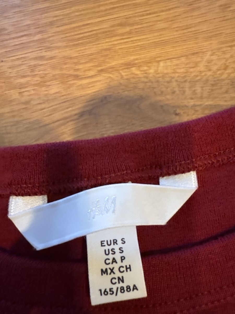 H&M T-Shirts: Shirt – Gebraucht aus Bronschhofen von kat_2ptq 1