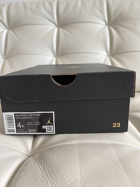Scarpe da uomo: SPECIAL EDITION Jordan 1 Mid- Gr. 36  mit Box – Usato da Bremgarten AG venduto da LAX 1