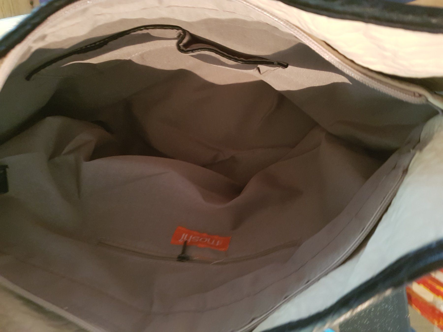 Borse da donna: Schöne Moshi Tasche Neu! – Nuovo e nell'imballaggio originale da Lupfig venduto da Angel17 2