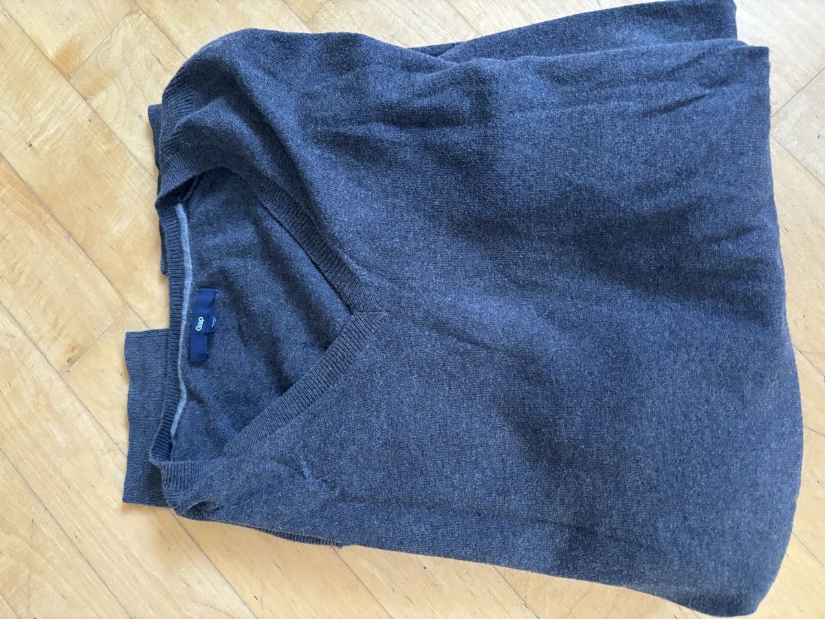 Pulls & Sweat-shirts: Gap sweater – Neuf (Voir description) à ZOLLIKON par FamilleArleti