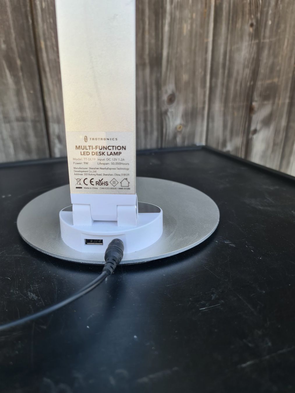 Lampade: Tischlampe LED silberfarben gebraucht – Usato da Niederlenz venduto da DaveDasWahnsinn 4