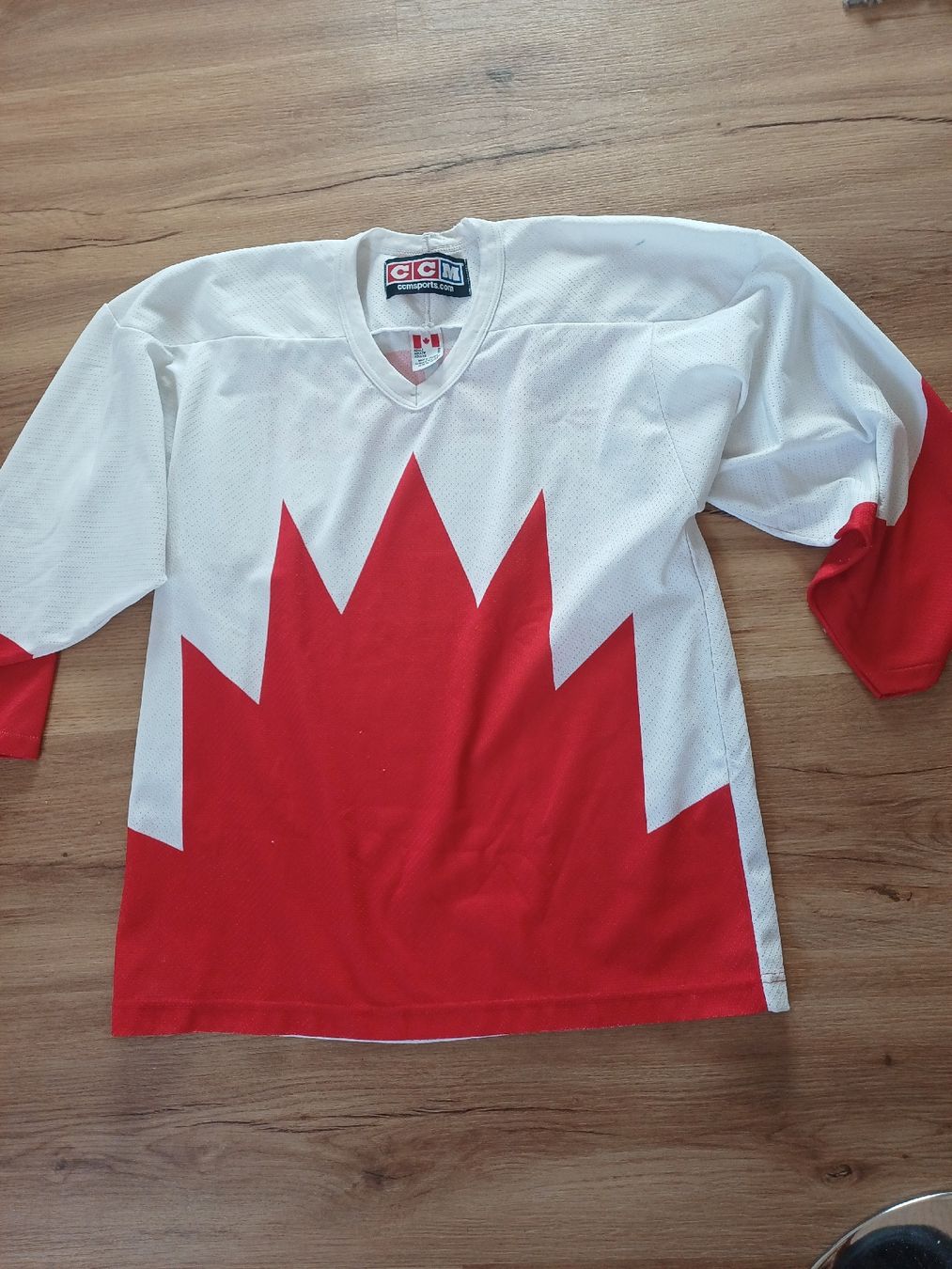 Ccm Canottiere & Pantaloni: CCM Hockey Trikot Canada Grösse M  – Usato da Därligen venduto da Musle73
