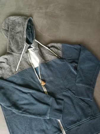 Pulloverjacke (Grösse M)