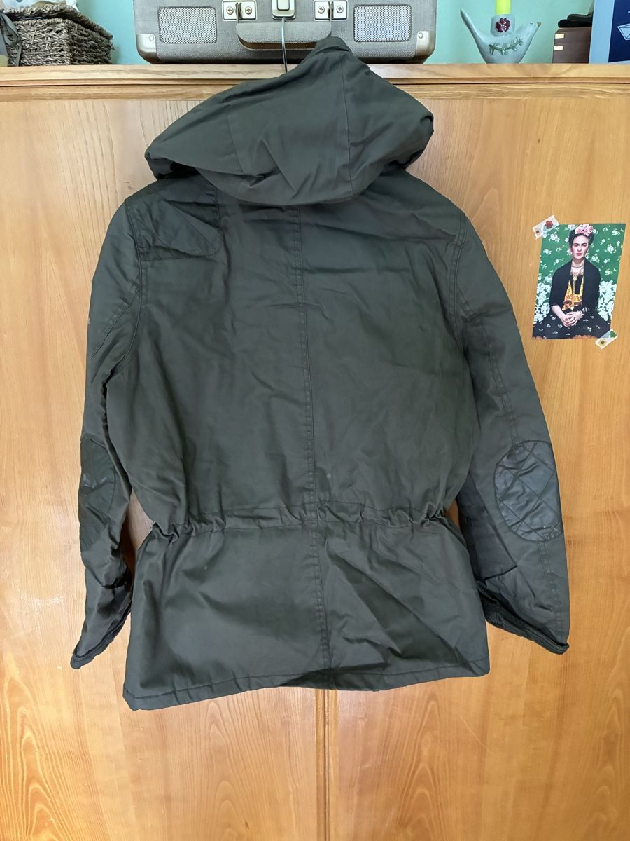H&M Jacken: L.O.G.G. H&M Jacke Khaki Grösse 38 – Gebraucht aus Steinmaur von jul_6lwt 1