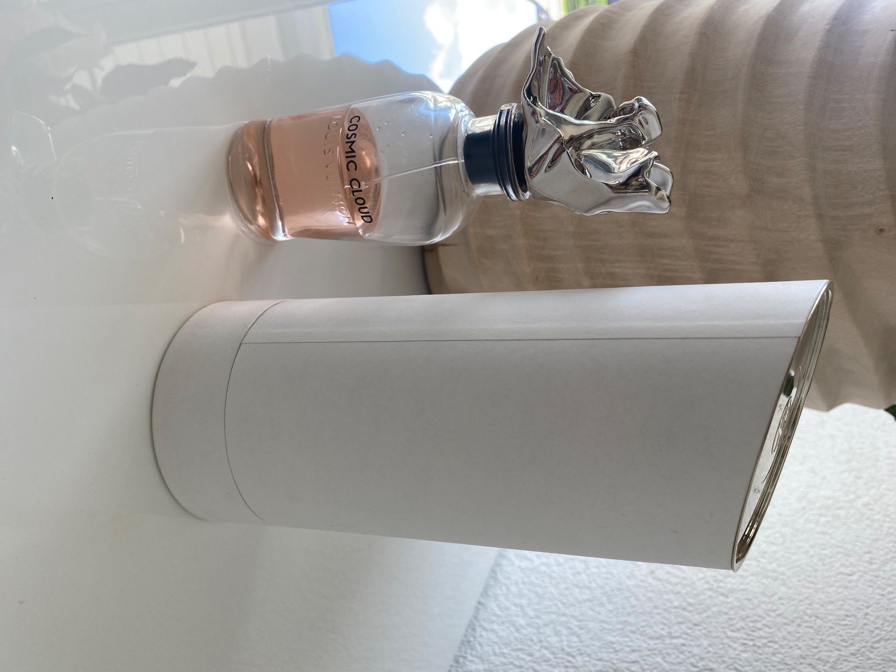 Louis Vuitton Profumi & Eau de Toilette: LOUIS VUITTON COSMIC-CLOUD – Usato da Hofstetten SO venduto da Passwang311 6