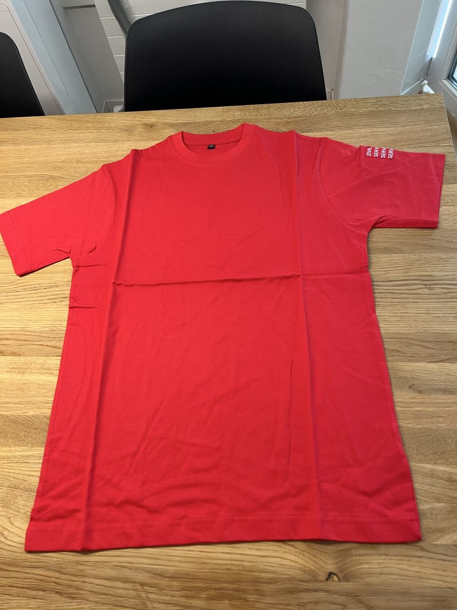 T-shirts: T-Shirts NEU – Neuf avec emballage d'origine à Volketswil par asc_yp5h 1