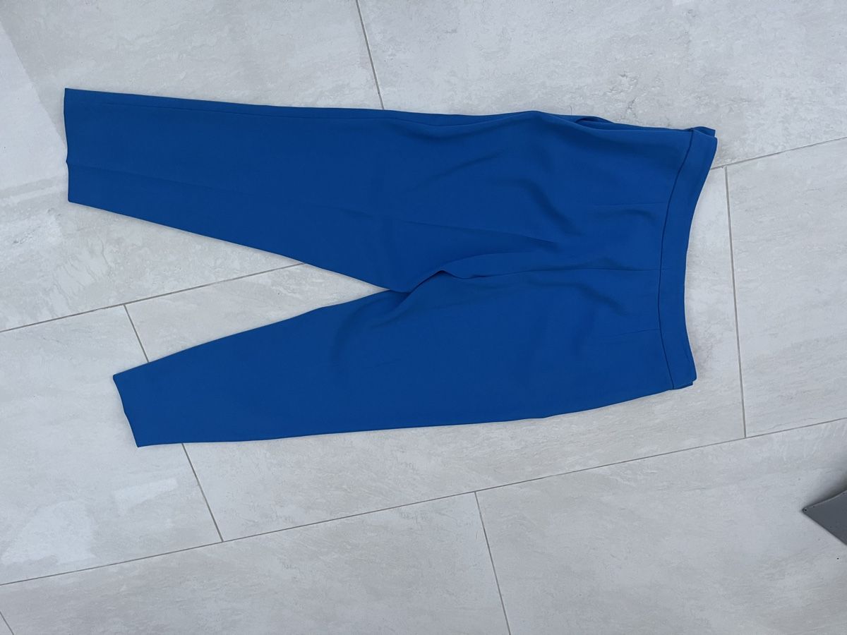 Escada Pantaloni: ESCADA Hose blau Grösse 40 Top Zustand – Nuovo (secondo la descrizione) da Weisslingen venduto da Spiegelbild0 3