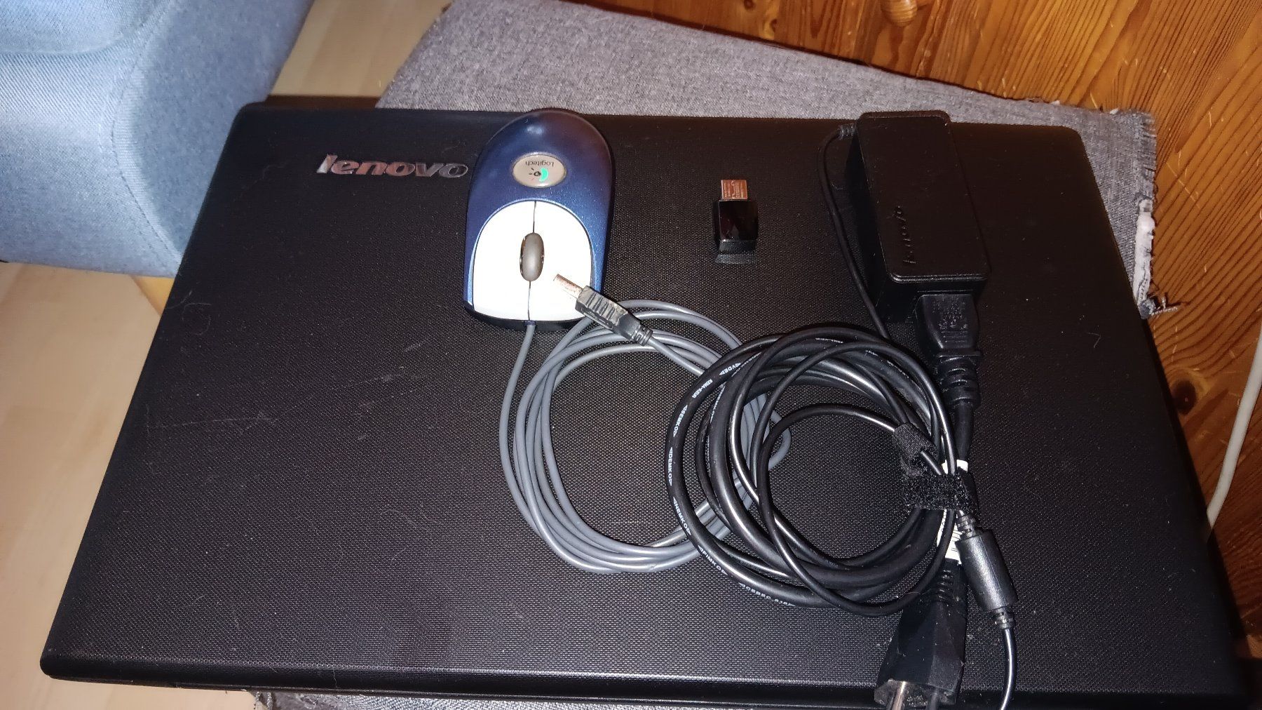 Lenovo Notebook: LENOVO G70 PENTIUM 4GB mit WLAN USB – Usato da Sempach - Station venduto da mosquito01