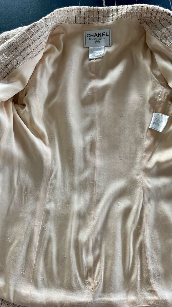 Chanel Jacken: Chanel Blazer , FR 38 – Gebraucht aus Dübendorf von Pink.Blue 5