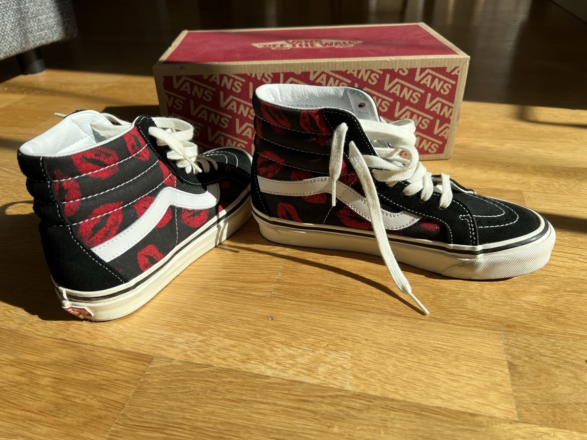 Vans Scarpe da donna: Vans gr.37 – Usato da Riehen venduto da Loretxutxu