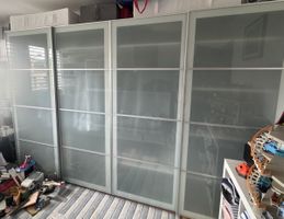 3m Pax Schiebetürenschrank mit Milchglasfront - Top Zustand 