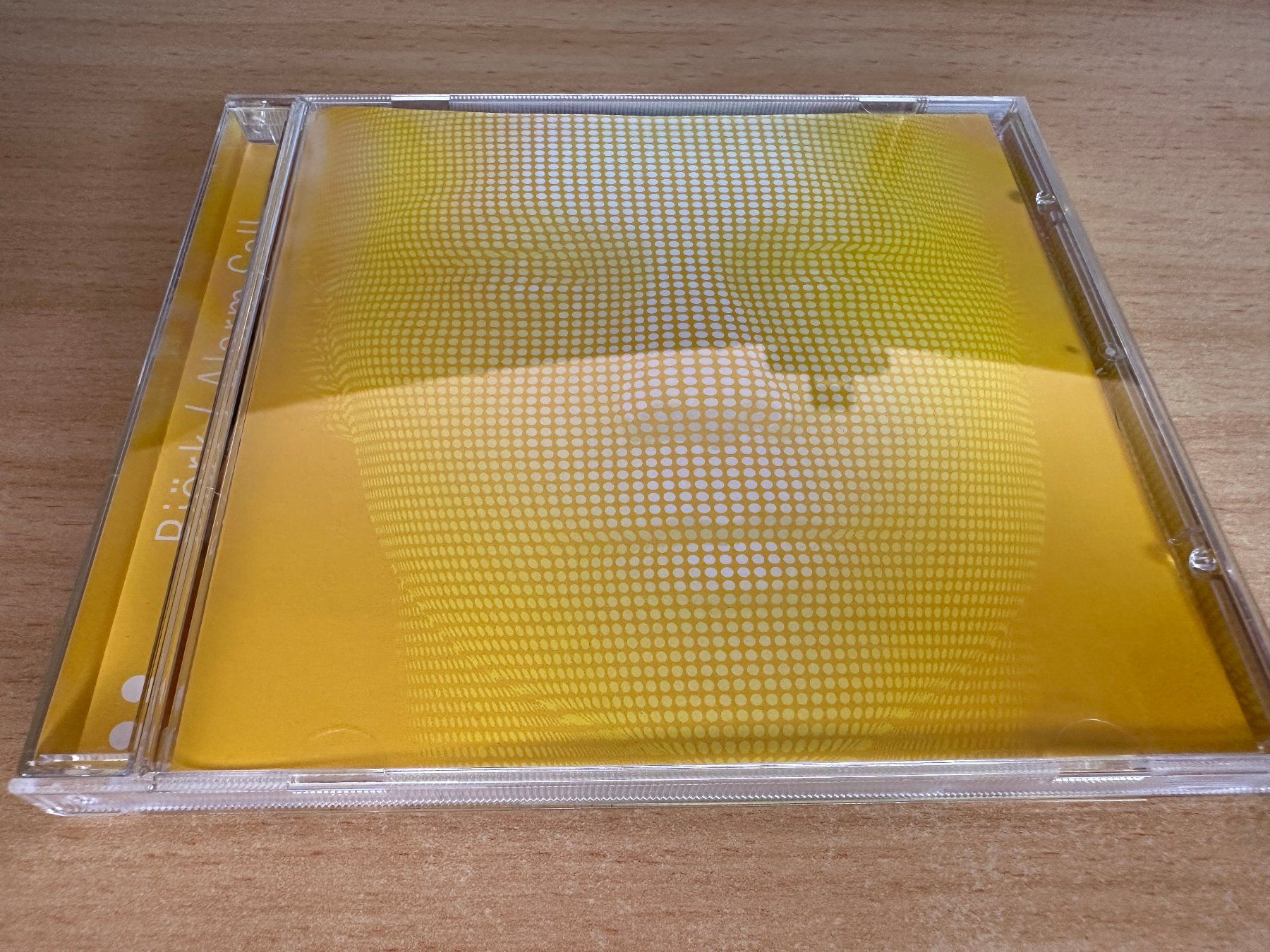 CD: Björk – Alarm Call - Single CD – Usato da Rikon im Tösstal venduto da Alpenmutz