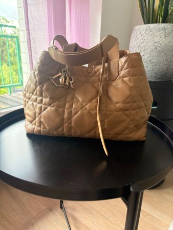 Dior Toujours in Camel