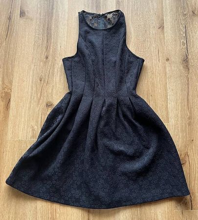 Cocktaildress - Bershka - size L