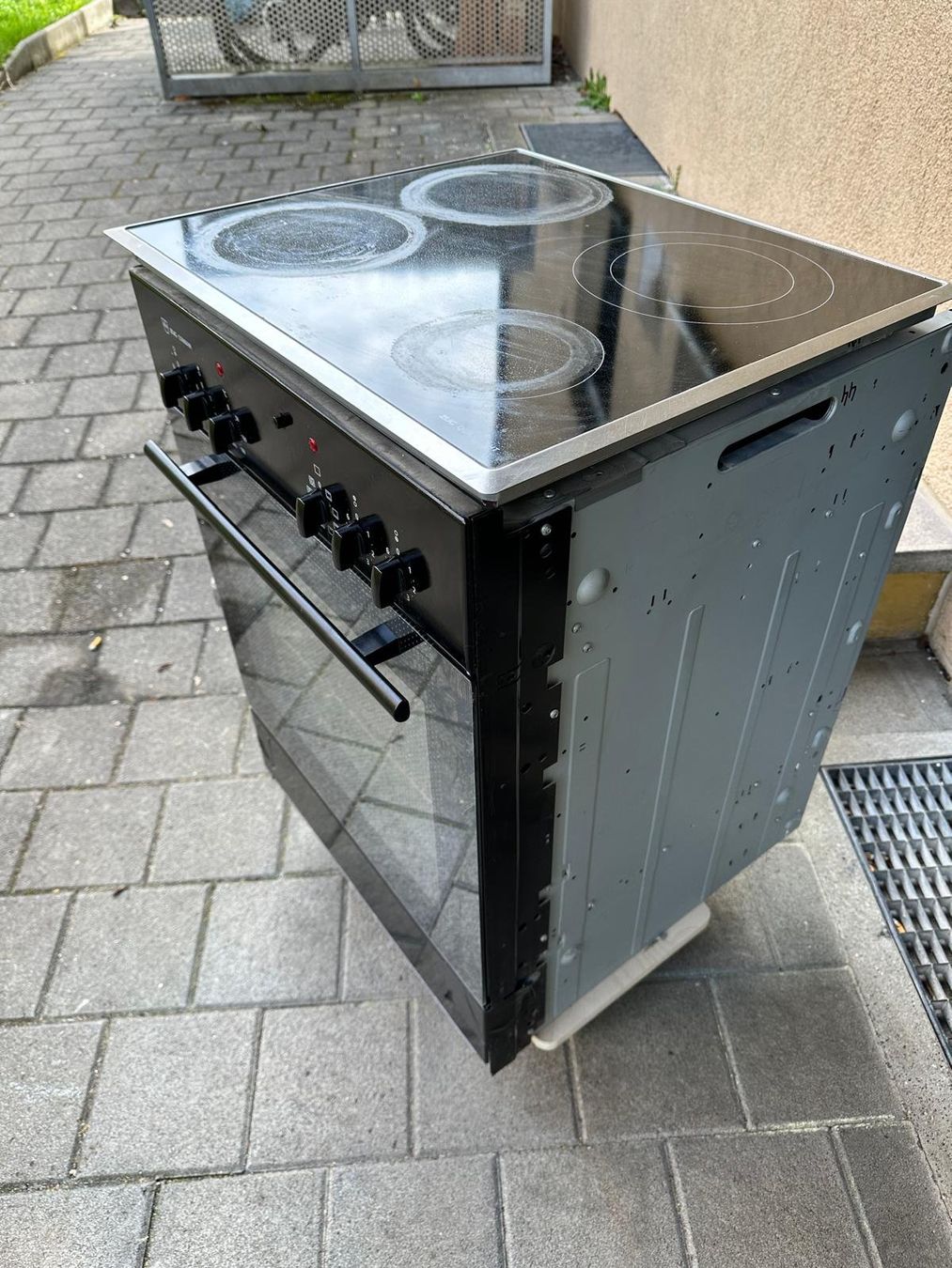 V-Zug Forni: Backofen mit Glaskeramik V-ZUG – Usato da Spreitenbach venduto da Space_X