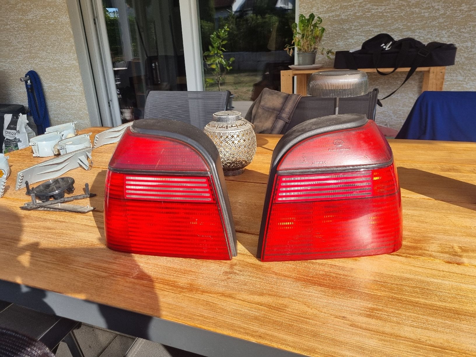 Volkswagen Tutti pezzi di ricambio auto: VW Golf 3 Heckleuchten Rot – Usato da Schafisheim venduto da Kusi190