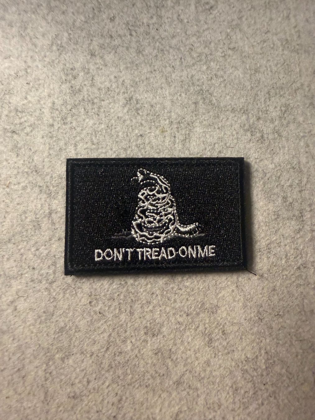 Plaquettes & Badges: Patch Velcro neuf – Neuf (Voir description) à Carouge GE par joey.79
