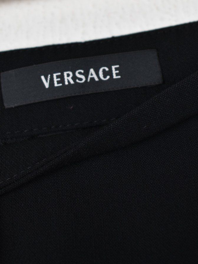 Versace Röcke: Versace Rock, Gr.36, schwarz, mit 50% Wolle – Gebraucht aus Nürensdorf von 2ND_STORY 2