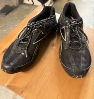Turnschuh Reebok mit Dämpfungssohle Gr. 40