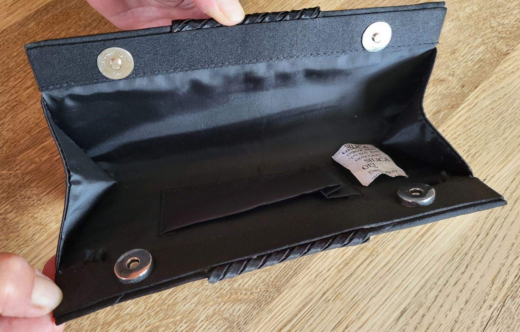 Taschen für Damen: Pochette – Gebraucht aus Corserey von ded_7fys 1