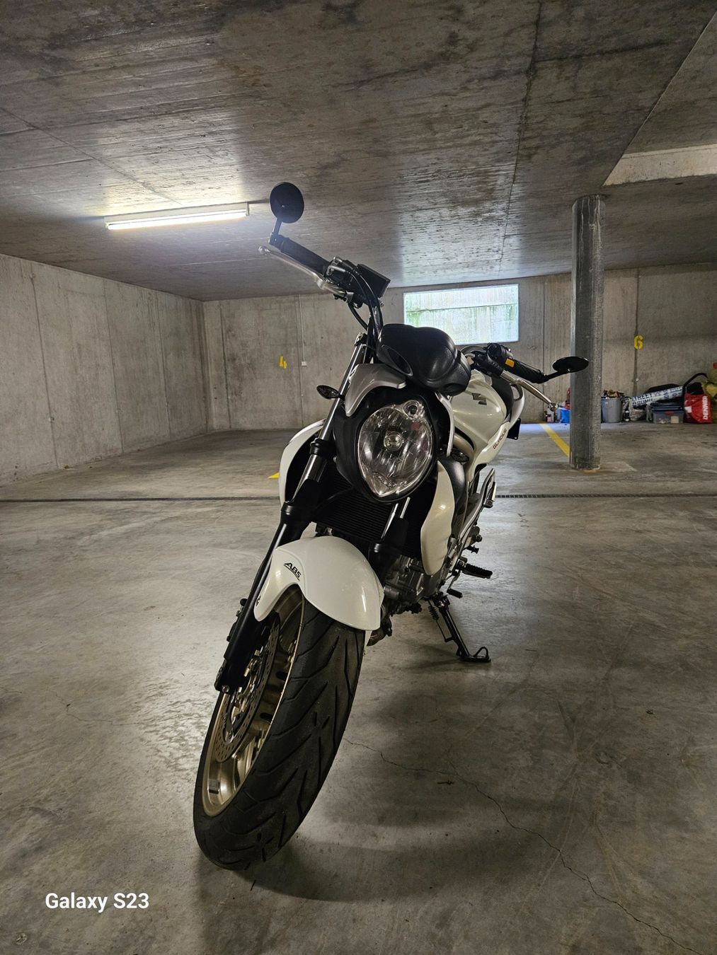 Suzuki Strada: Suzuki SFV650A Gladius Gedrosselt – Usato da Reinach AG venduto da Calipo12