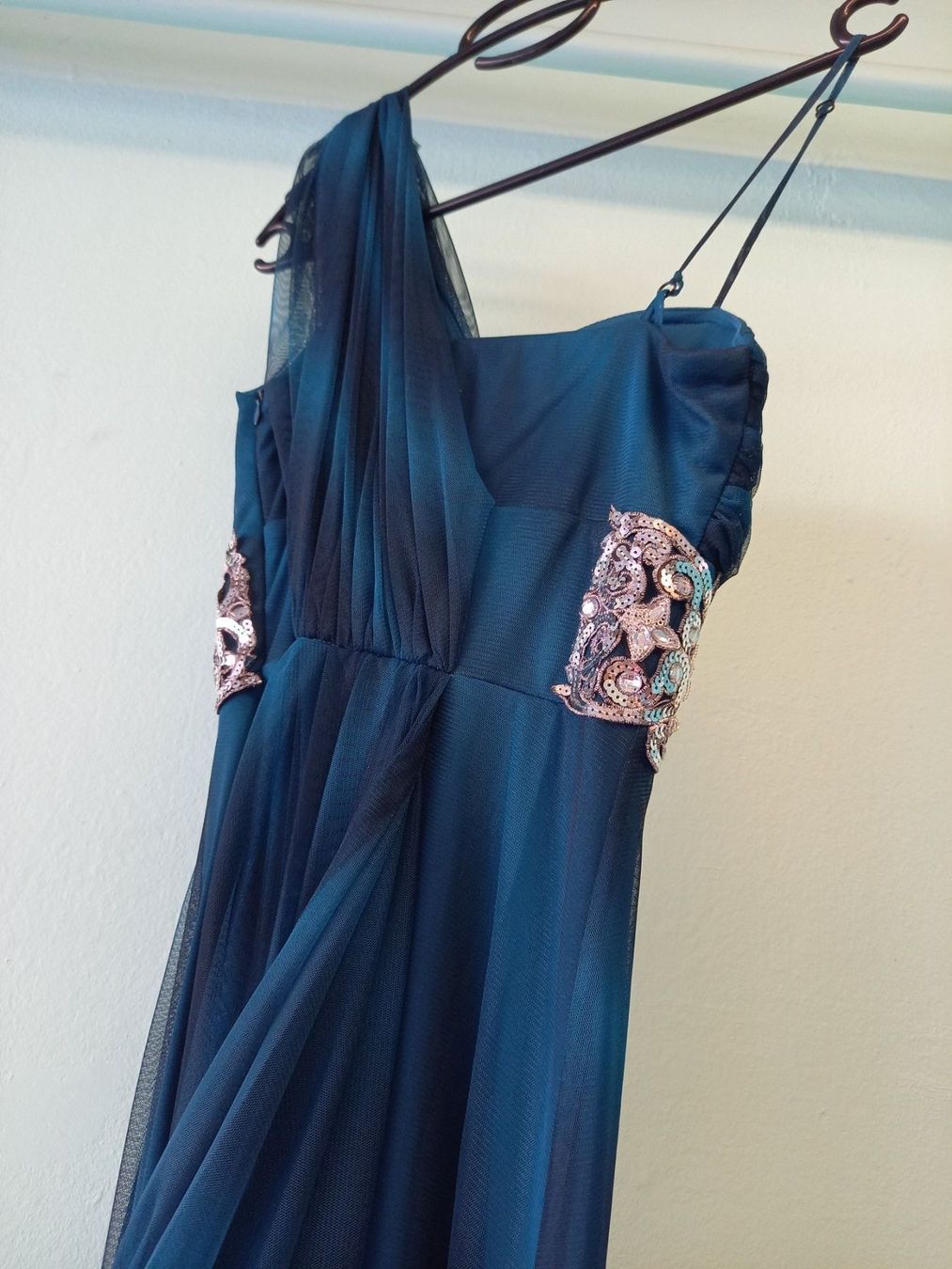 Robes: DAMEN    ABENDKLEID – Neuf (Voir description) à Uster par flocke1 3