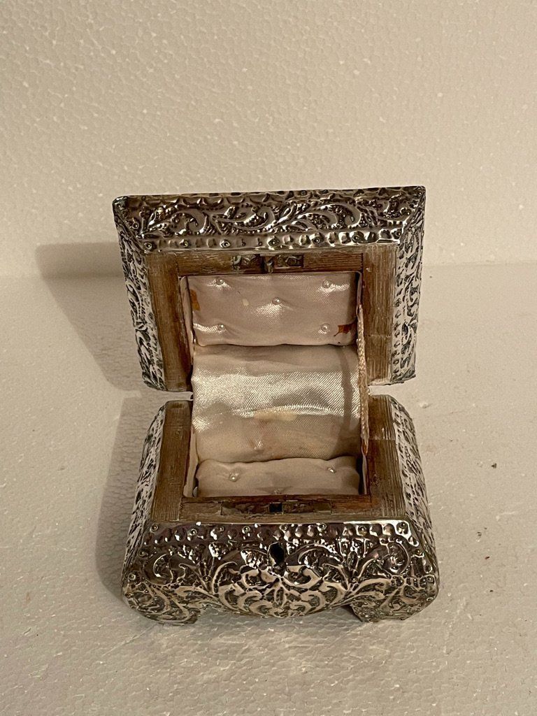 Cassapanche: Coffre ancien Espagne. Argent?? – Usato da Lausanne venduto da llcc27 4