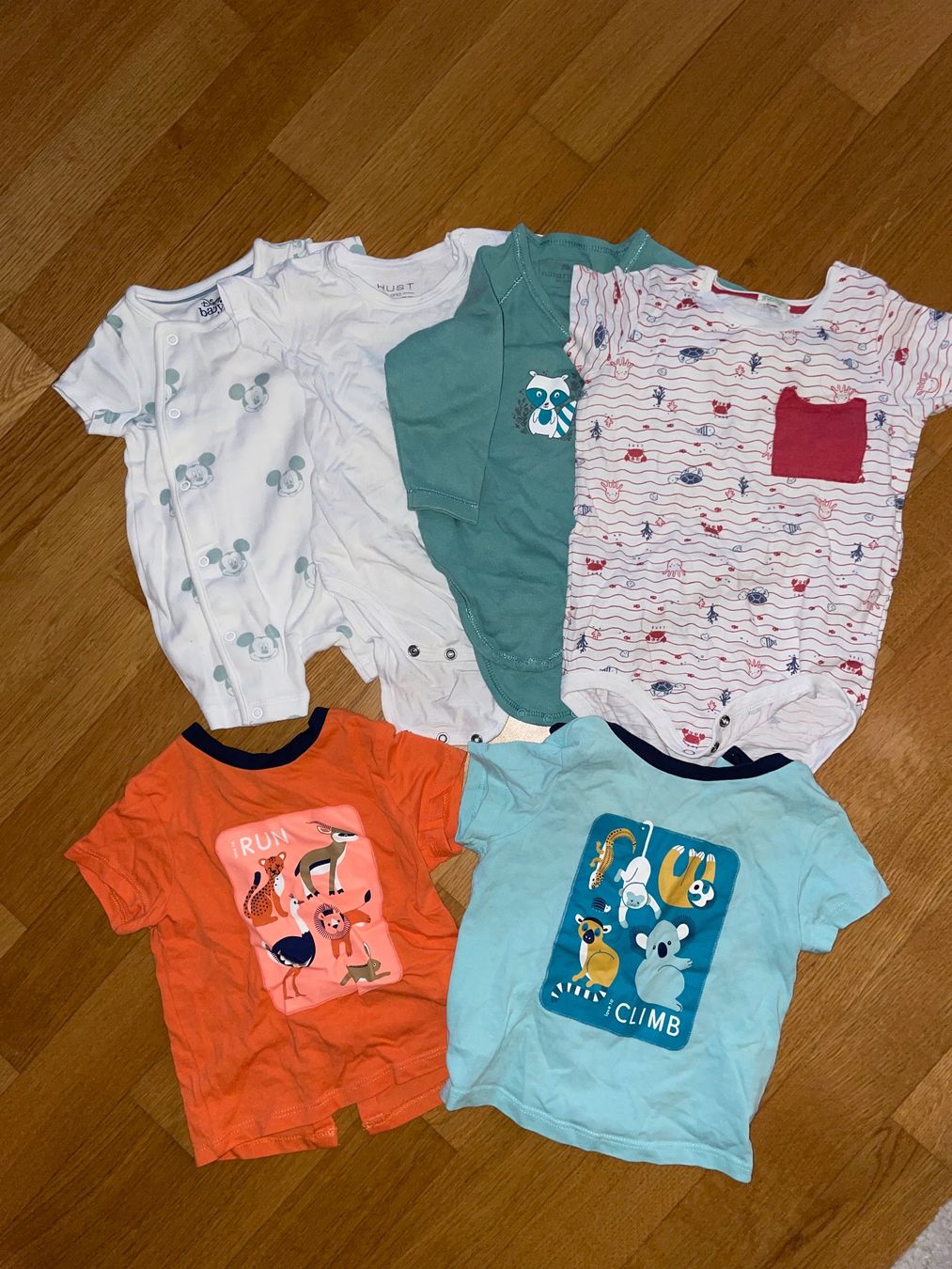 Lotti & Set di vestiti: Kleiderpaket Grösse 68 – Usato da Rotkreuz venduto da Rajah 4