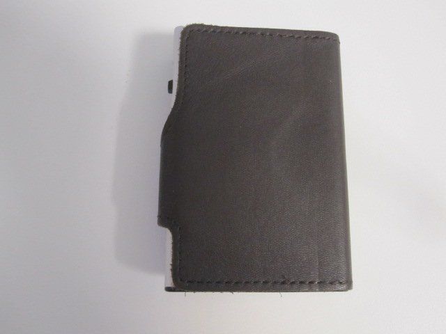 Altro in  Abbigliamento & Accessori: Tru Virtu Click & Slide Armani – Usato da Ehrendingen venduto da spanky11 1