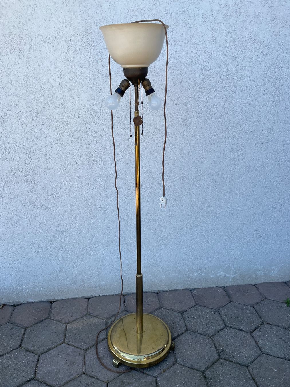 Lampade: Stehlampe – Usato da Walliswil b.Wangen venduto da Stockente33 3