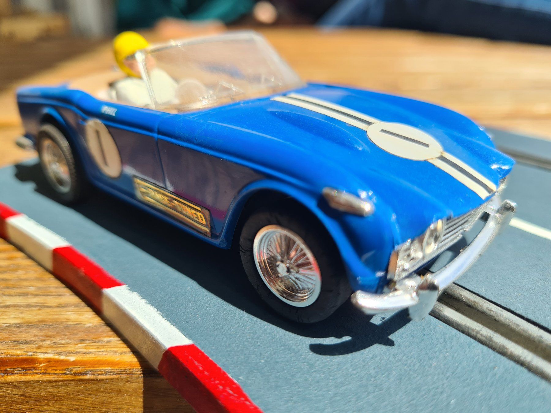 Piste: SCALEXTRIC TRIUMPH TR4 – Usato da Basel venduto da Solarbebop 1