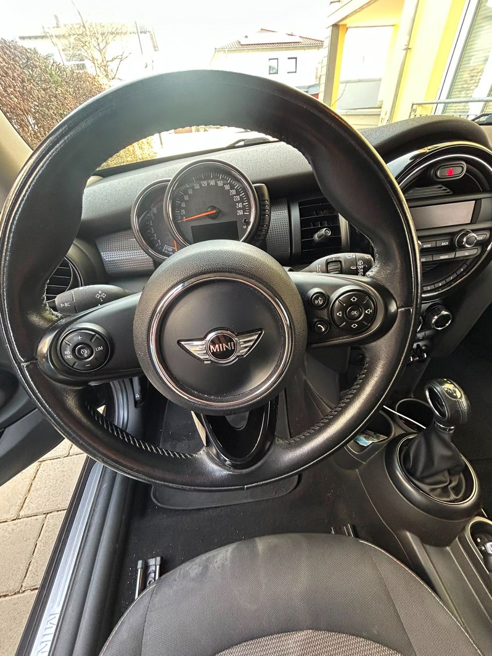 Mini Autos: MINI Cooper 1.5 Turbo Automat | 136 PS – Gebraucht aus Tägerwilen von Jackswiss 3