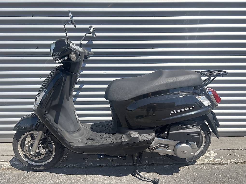 Sym Scooter: Roller Sym Orbit 125ccm ab Mfk / Service Batterie NEU – Usato da Liestal venduto da freiixD 4