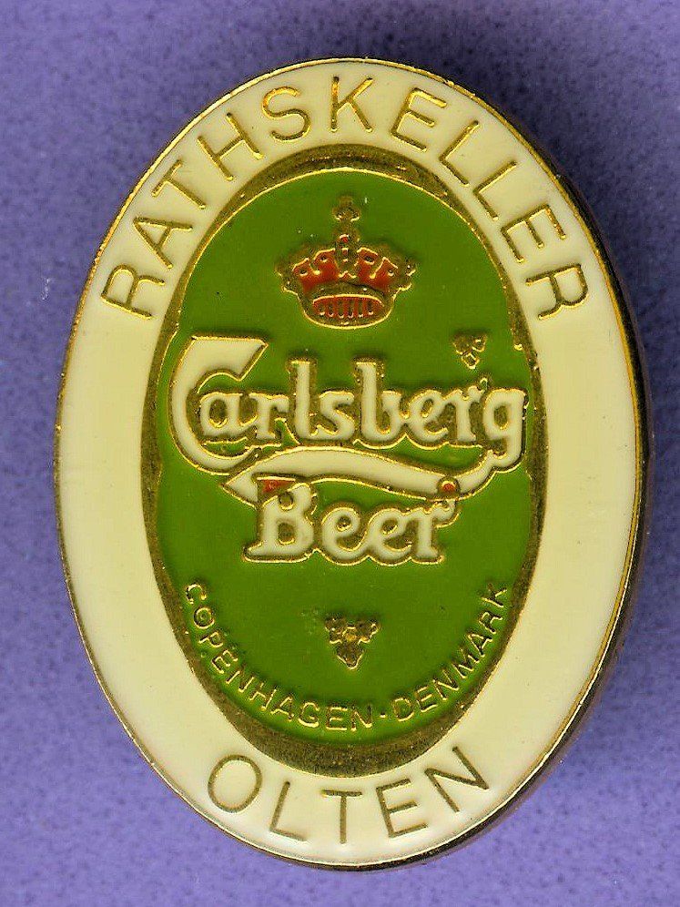 Placchette & Badge: RATHSKELLER OLTEN  Carlsberg Beer – Usato da Winterthur venduto da Sammleroase