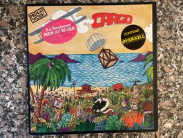 S1689/Men at Work - Cargo